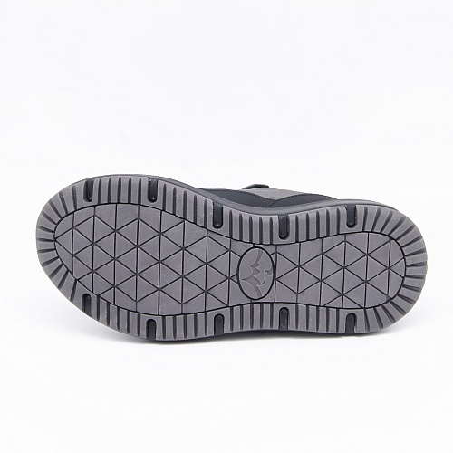 GRUNBERG, кроссовки утепленные