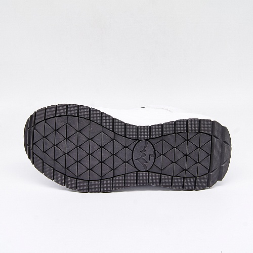 GRUNBERG, кроссовки зимние